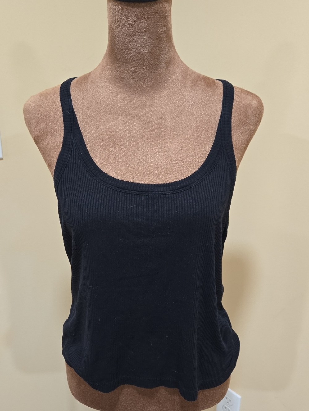 WSLY Black Ribbed Scoop Tank